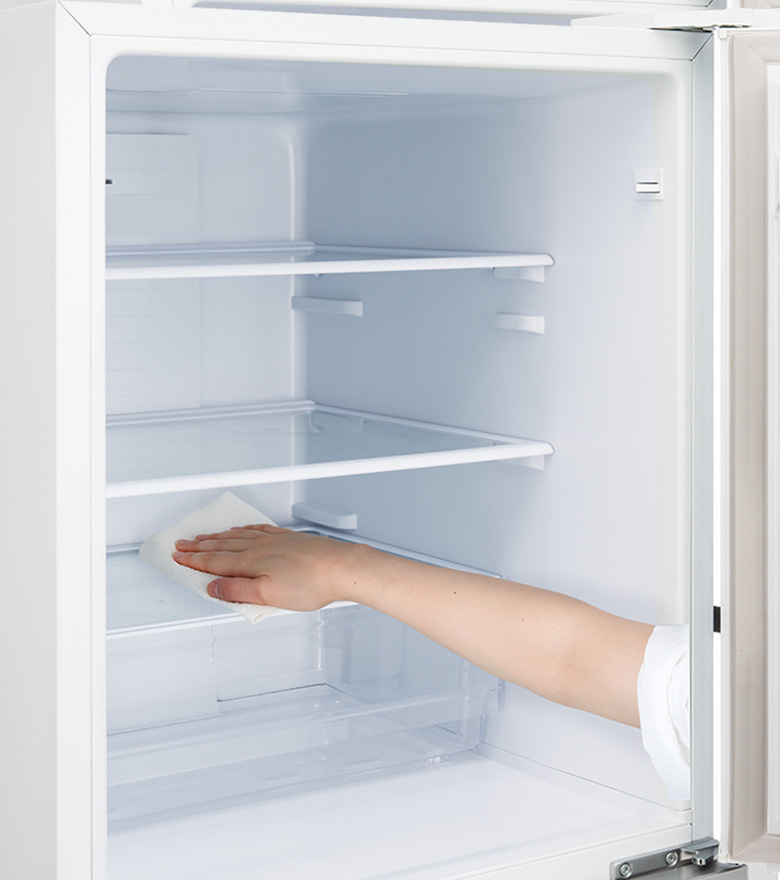 引取限定 ハイセンス 227L 2ドア冷凍冷蔵庫 右開き HR-B2301 2017年製 